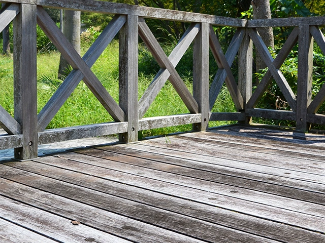 プチ解体工事ウッドデッキ